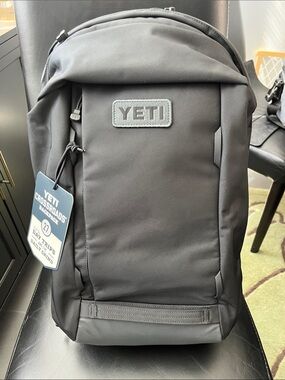 YETI Crossroads Backpack 27L Black, New in Box, New with Tag.